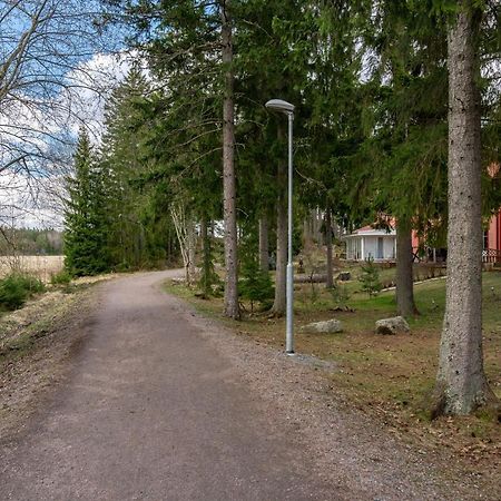 Uppsala Large Family Home Beside Forest Extérieur photo